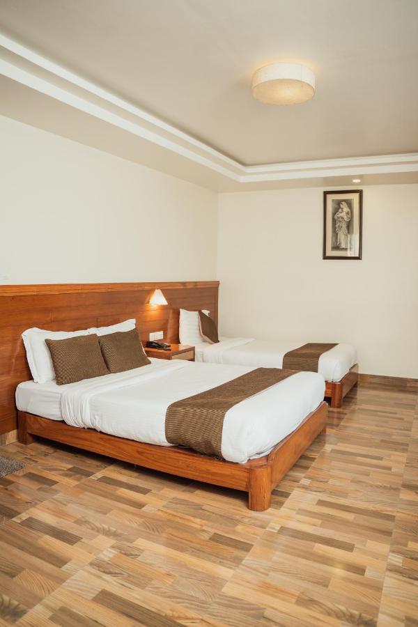 Отель Mount View Покхара Экстерьер фото